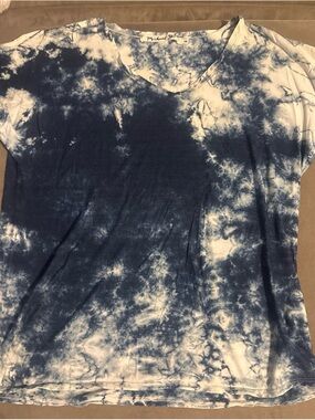 Michael Stars Men's Navy and White Tie-Dye V-Neck Tee